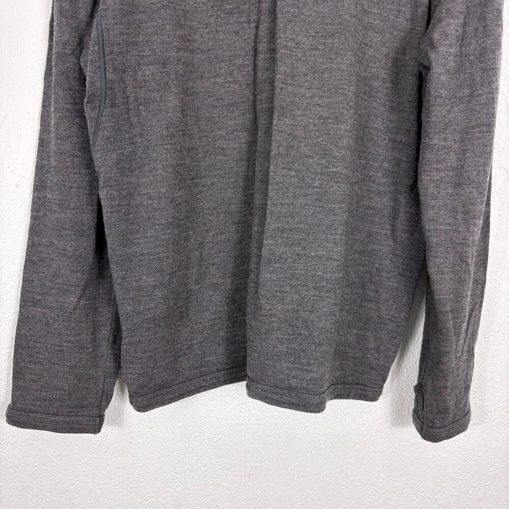 Icebreaker Grey 100% Wool Quarter Zip Pullover Sweater Men's Size Large - Picture 9 of 10